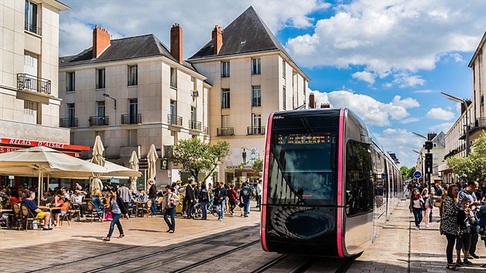 travailler à tours